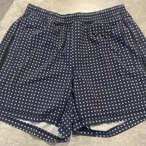 Lulu Pacebreaker Dark Polka Dot Pattern
- Liner 
- 9” Hemmed to 5”
- Size Large